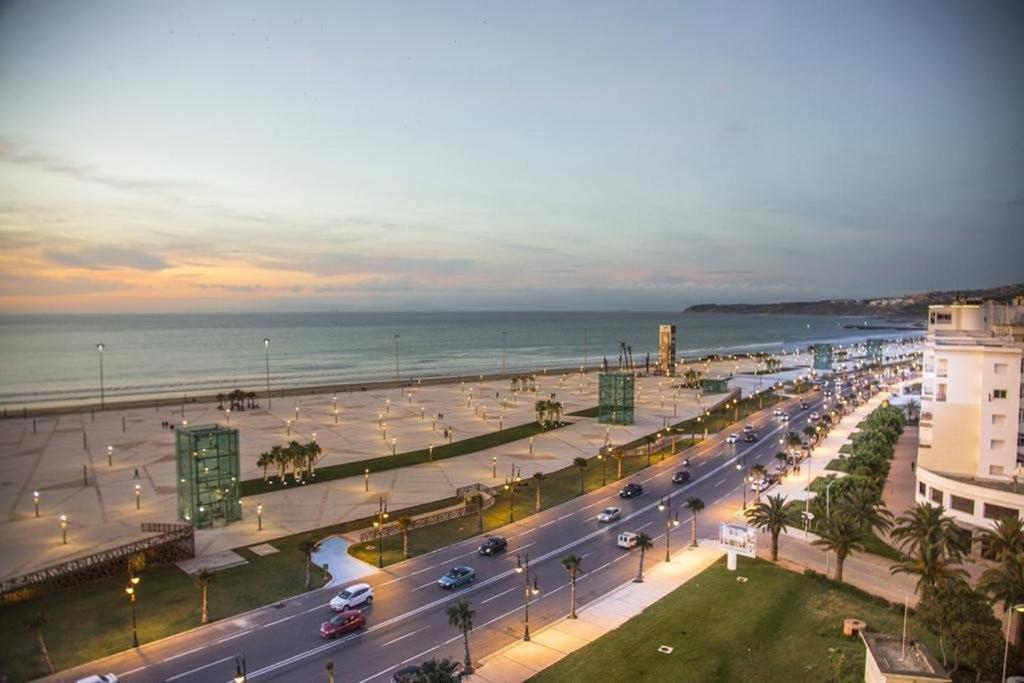Vue Sur Mer Avec 2 Terrasses - 100M² - Sur La Cote Tanger Exteriér fotografie